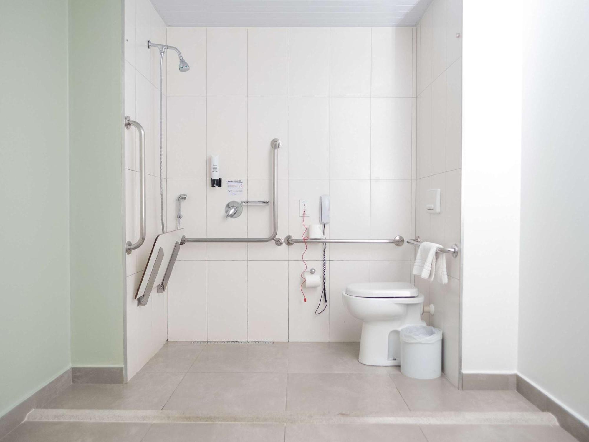 Ibis Budget Sorocaba Bagian luar foto