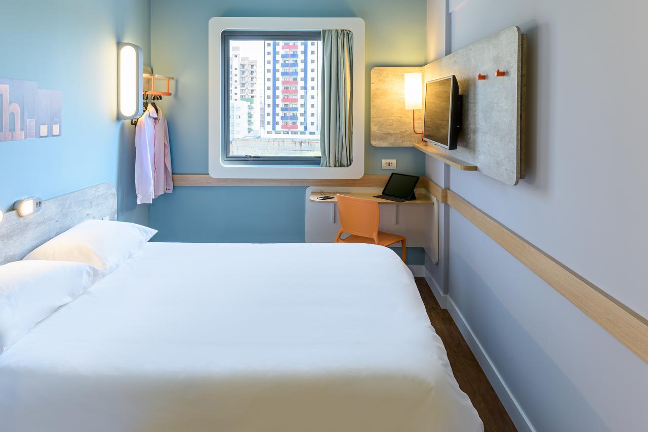 Ibis Budget Sorocaba Bagian luar foto