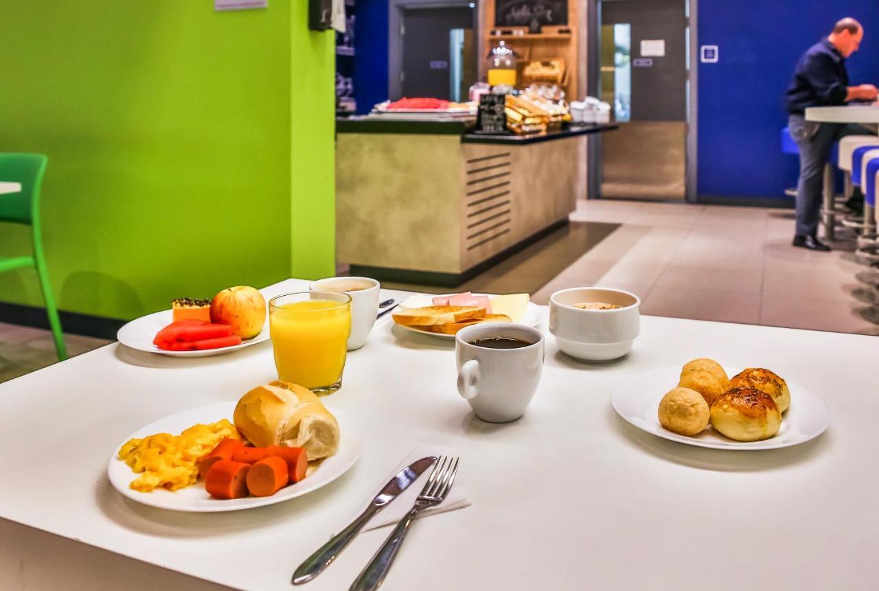 Ibis Budget Sorocaba Bagian luar foto